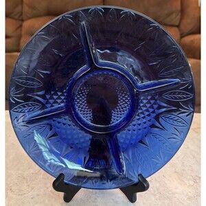 Avon Royal Sapphire/Arcoroc France Cobalt Blue Divided Glass Relish Dish Leaf